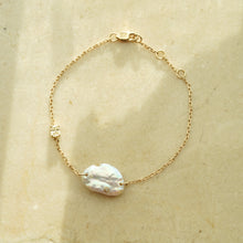 Load image into Gallery viewer, Riviera Diamond Pearl Bracelet - aviadiamonds